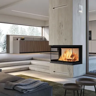 Foyer à bois Edilkamin Windo3 85 Evo, installé dans un séjour