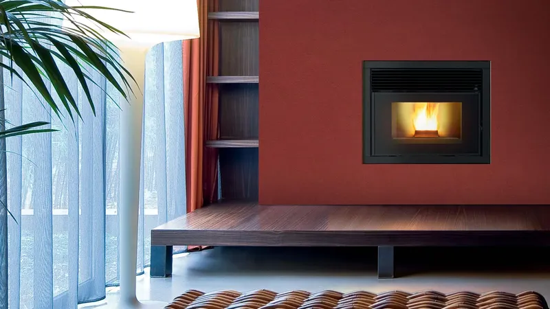 Poêle MCZ Qbox 60 installé dans une pièce de vie